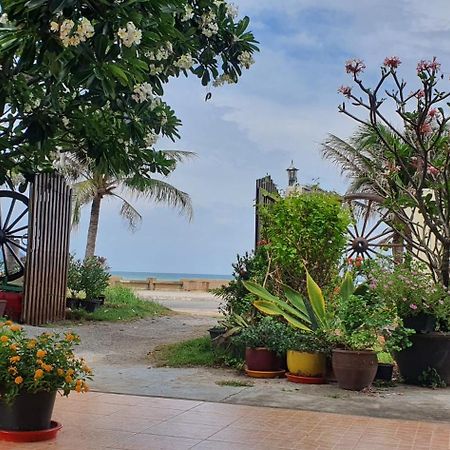 Seesea Thai Wooden House On Beachfront براشاوب خيرى خان المظهر الخارجي الصورة