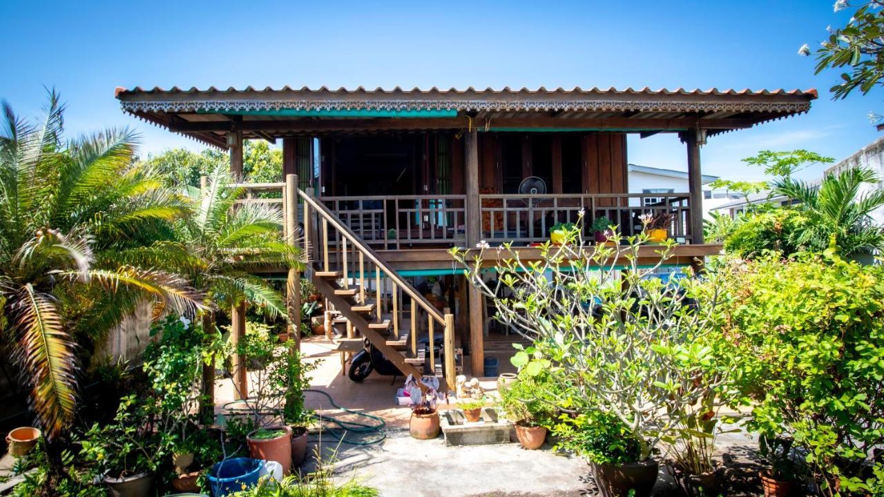 Seesea Thai Wooden House On Beachfront براشاوب خيرى خان المظهر الخارجي الصورة