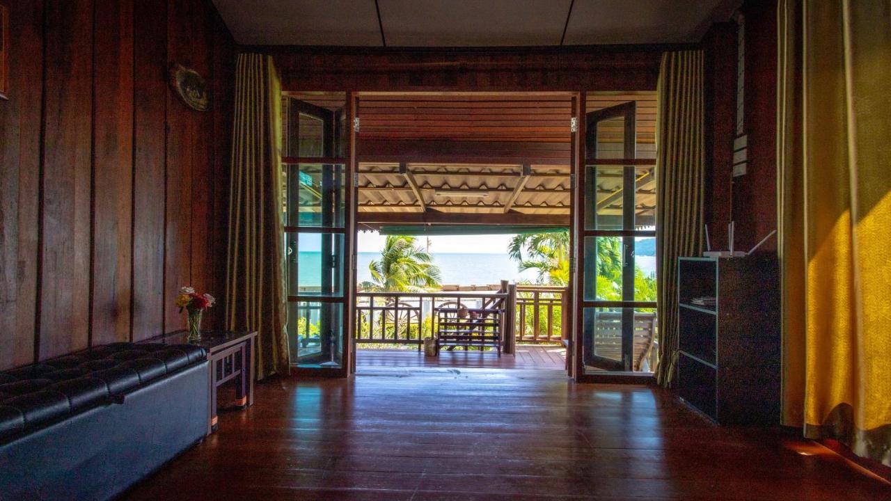 Seesea Thai Wooden House On Beachfront براشاوب خيرى خان المظهر الخارجي الصورة